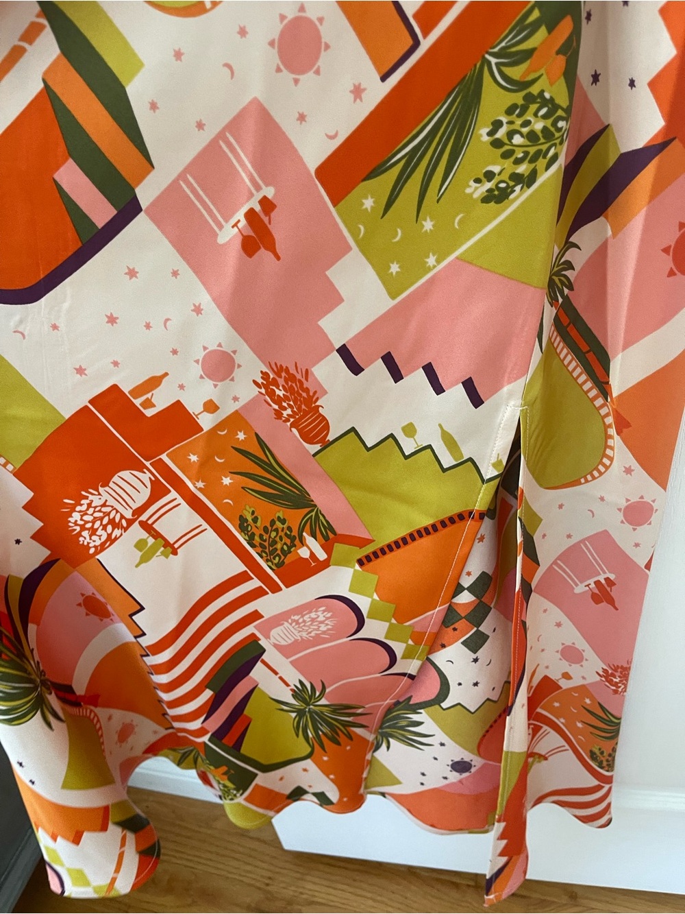 House of Harlow 1960 Pink, Orange & Green Abstract Midi Slip Dress - Picture 4 of 5